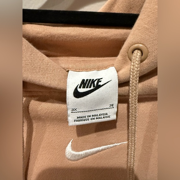 Nike Women's Beige Hoodie - Picture 5 of 6